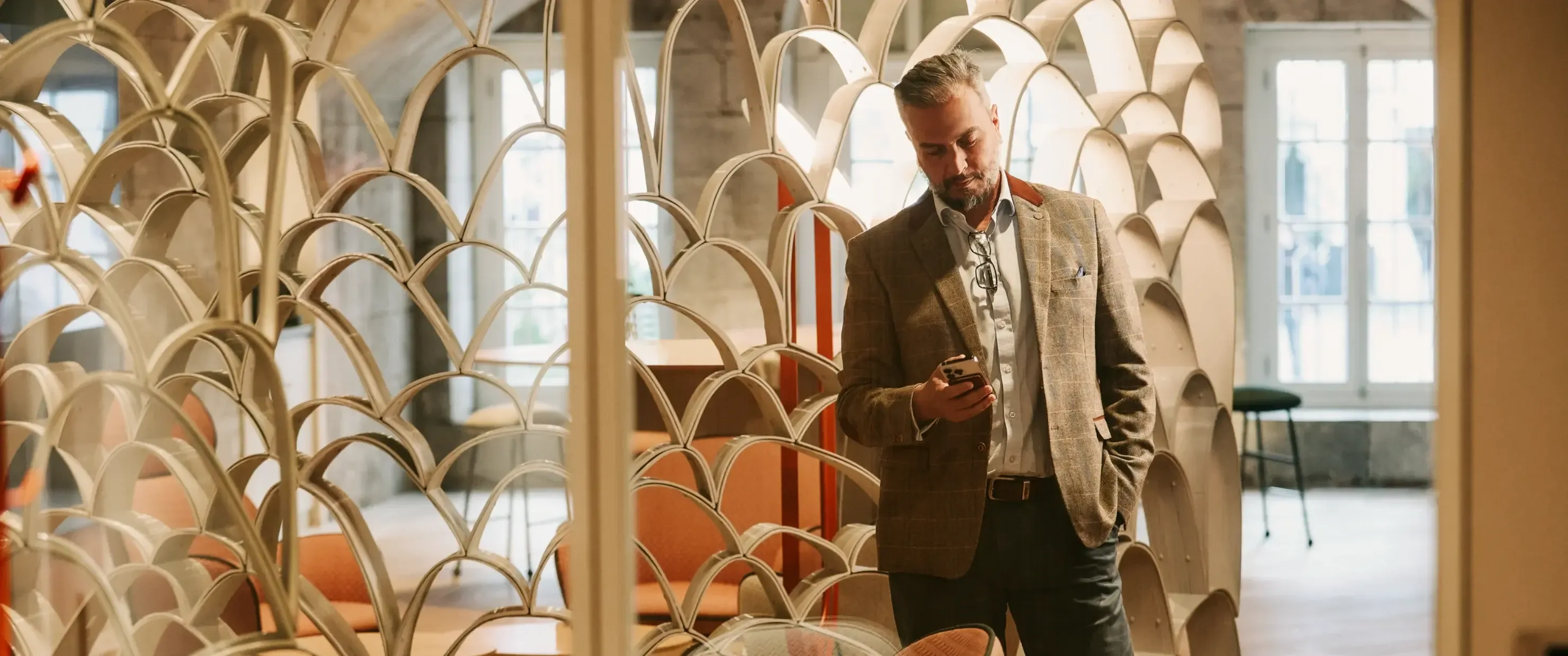 Never wonder, "Is this really {{Xapo Bank}} calling?" again