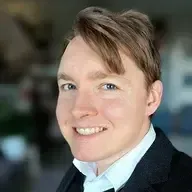 Piotr author image