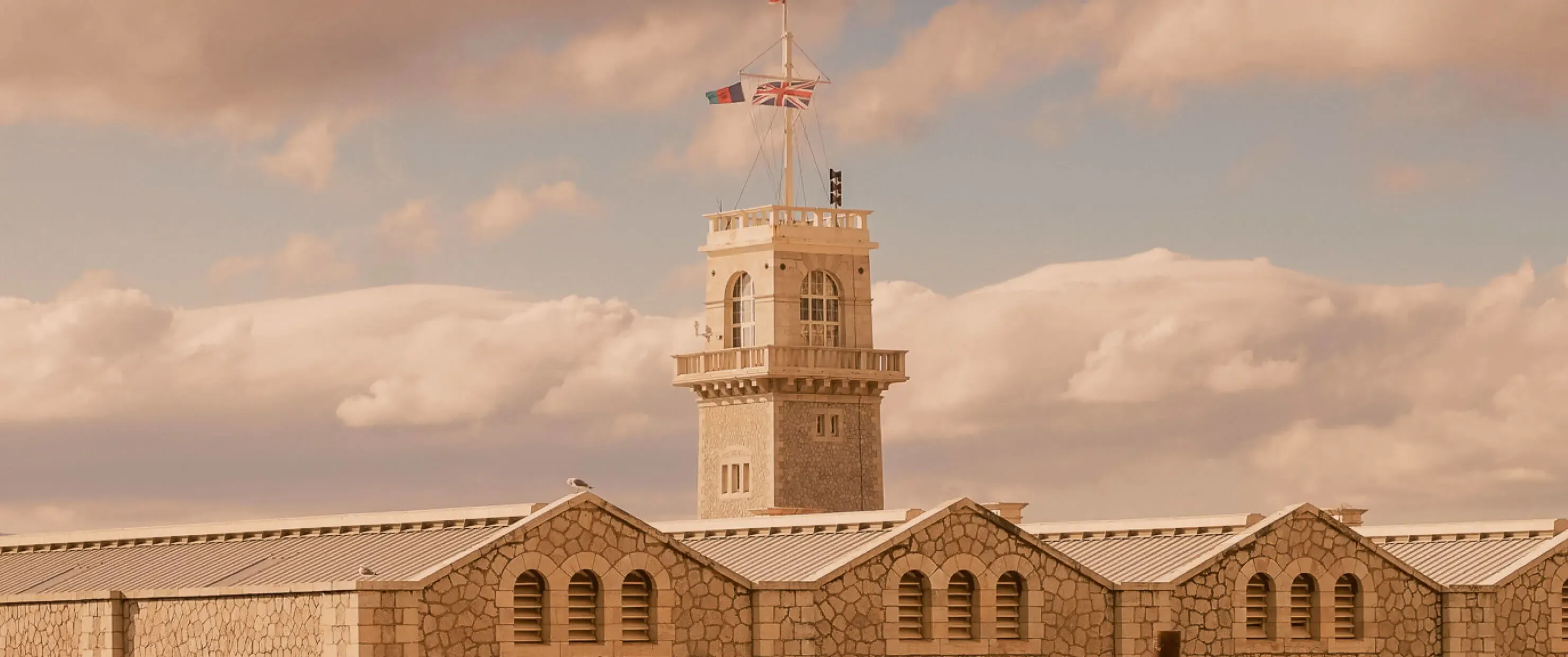 Xapo Bank Expands into the UK Featured Image